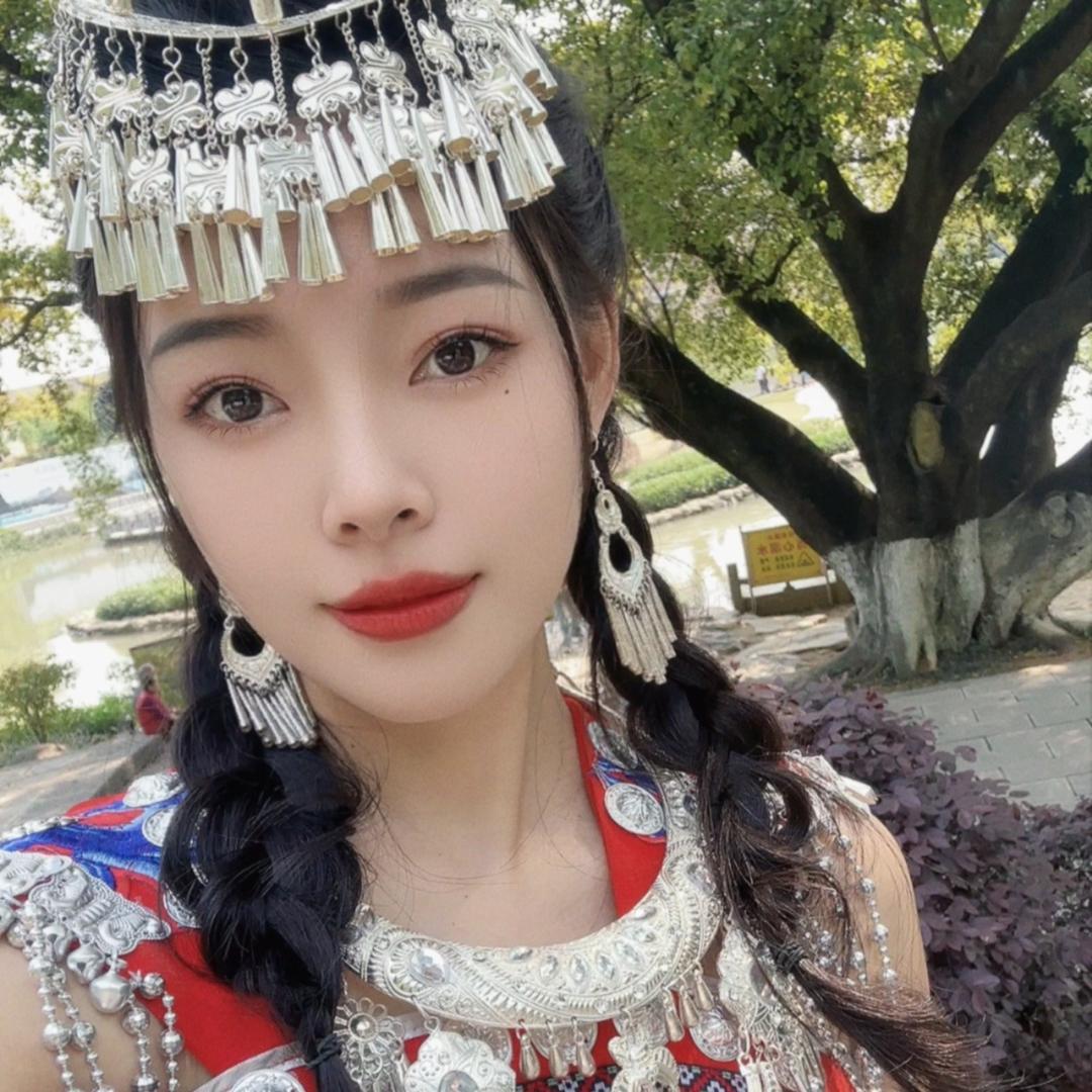 媛宝儿🎤 ²¹¹