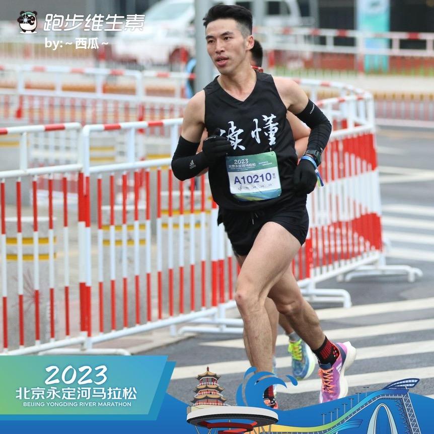 读懂-跑步-发型师