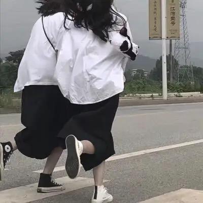 两只橘子
