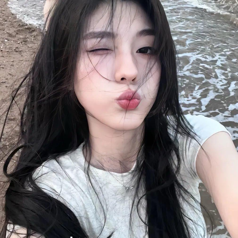 是一只小锦澜吖