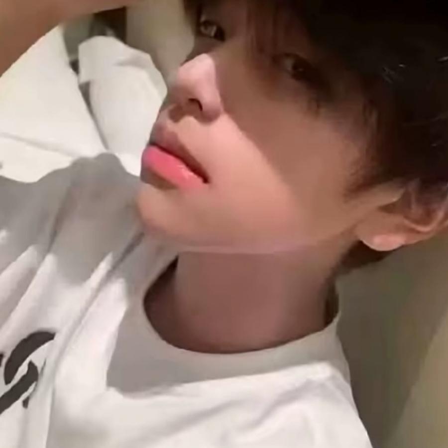 有点小情绪头像