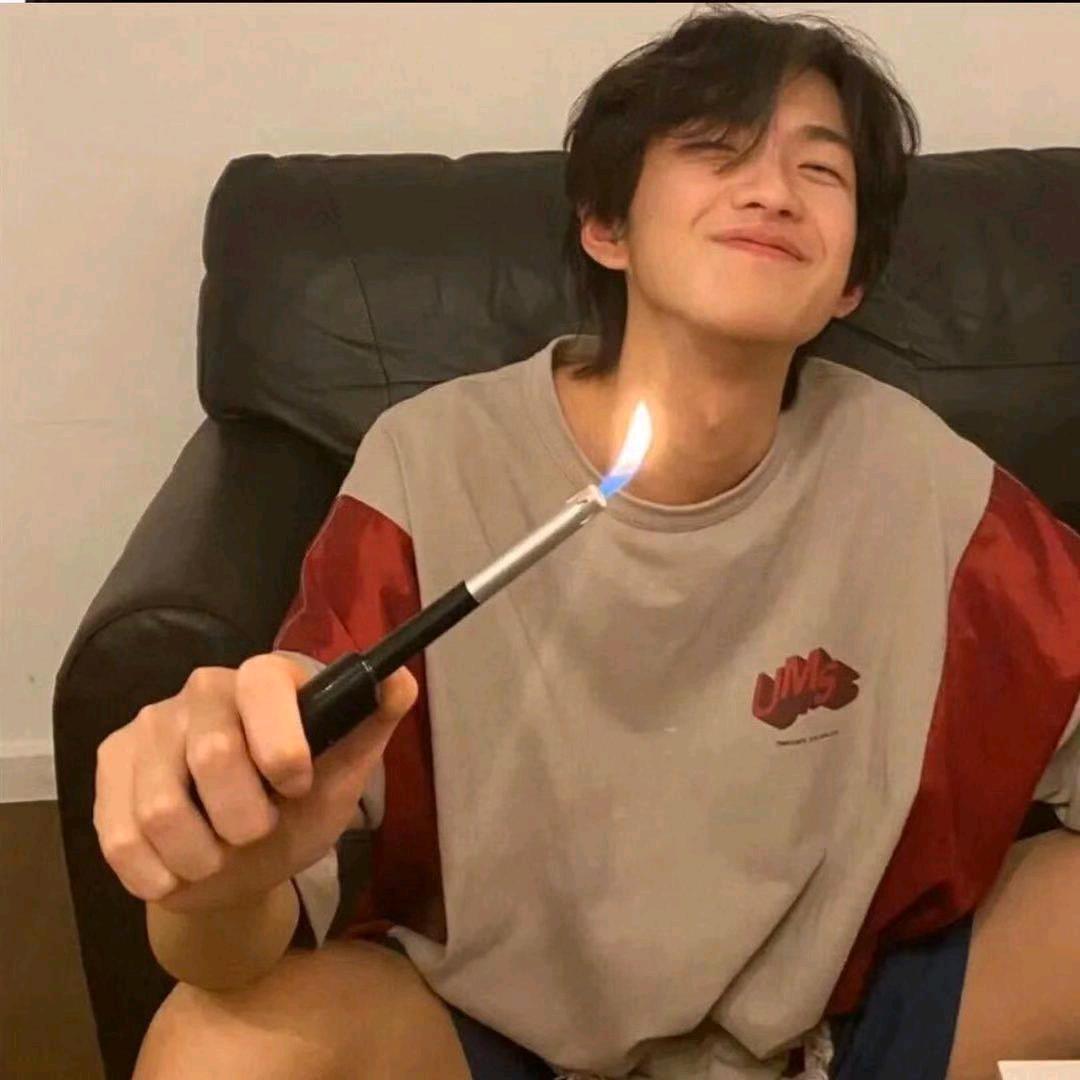 米奇妙妙屋吃着妙脆角的妙蛙种子🧊