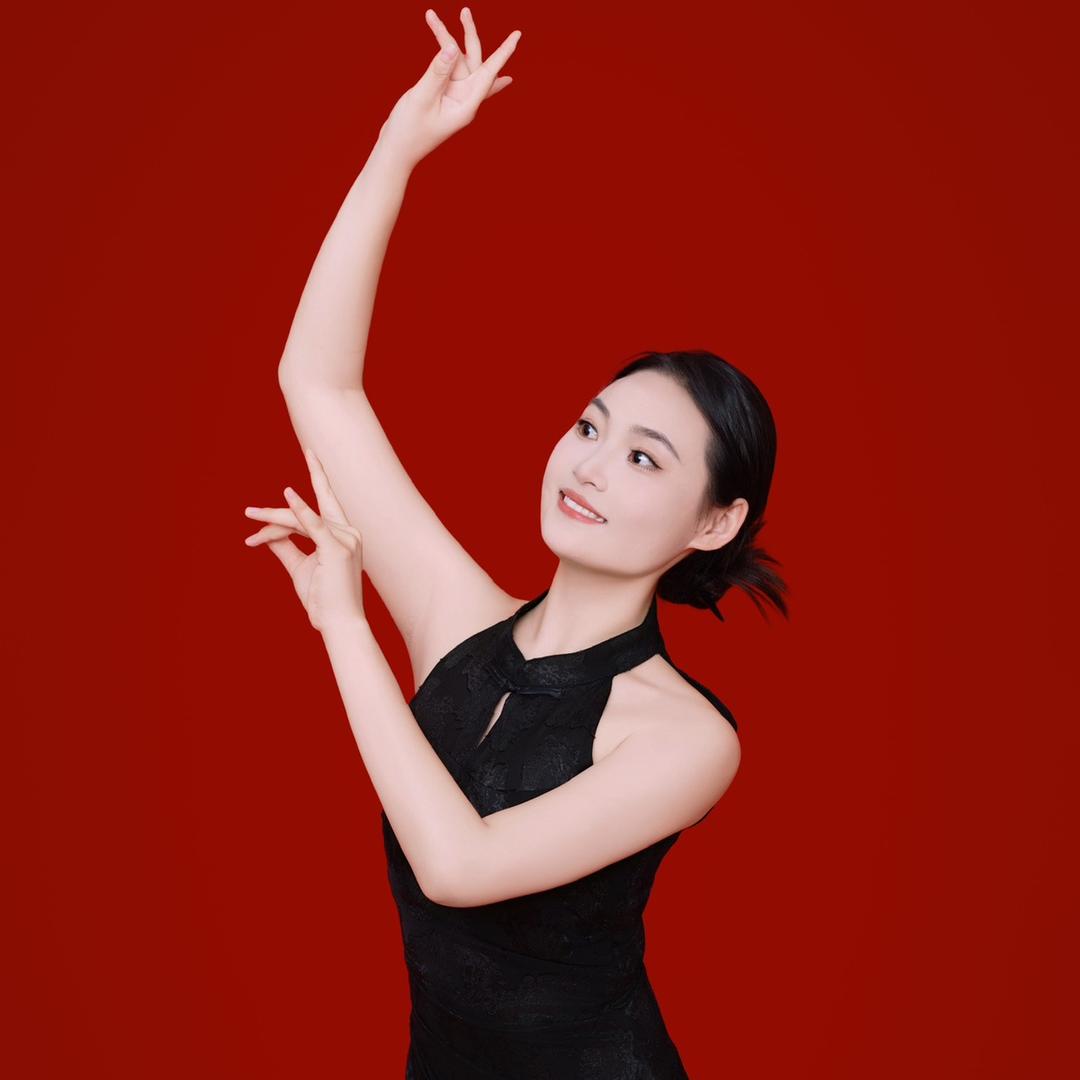 璀璨艺术培训学校张老师