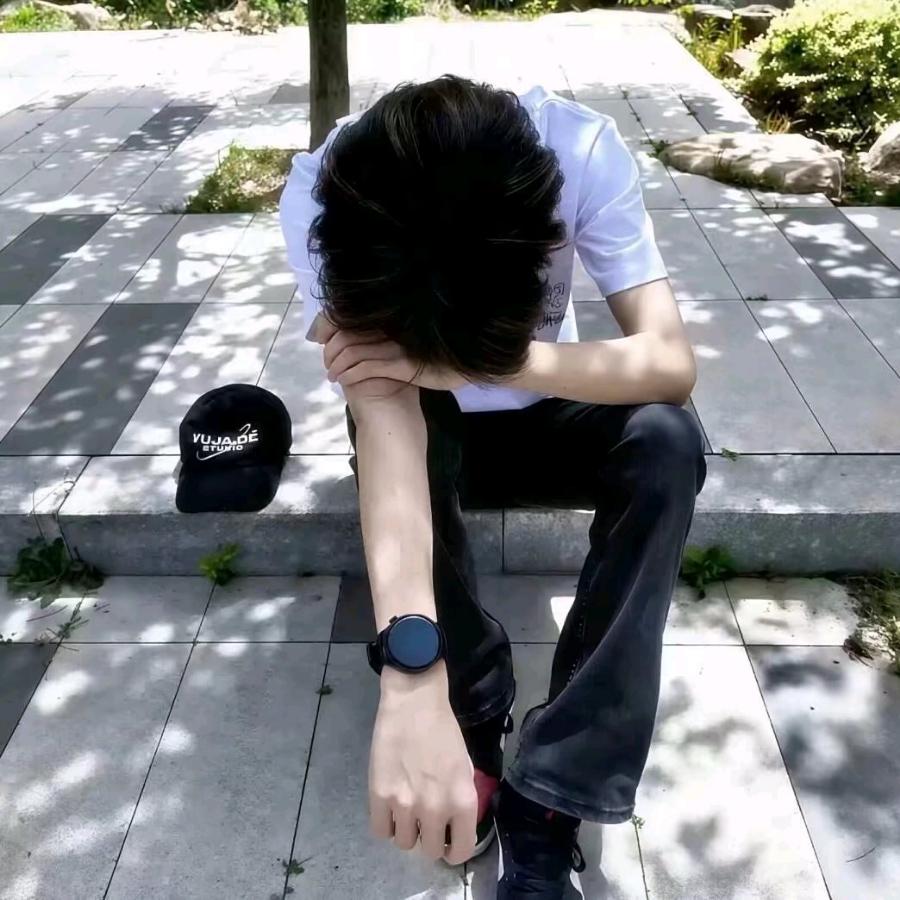 离别难叙头像
