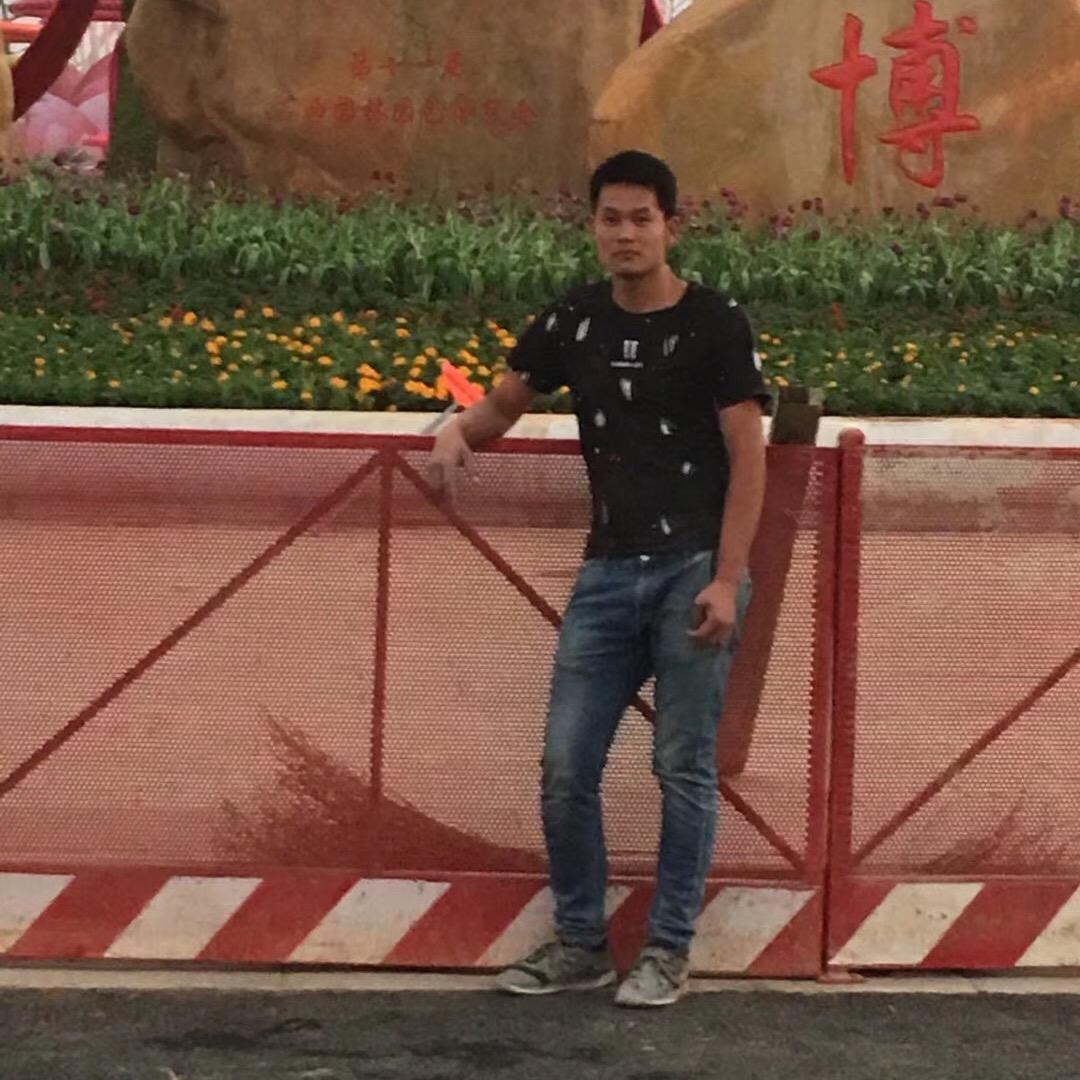 梁家少爷