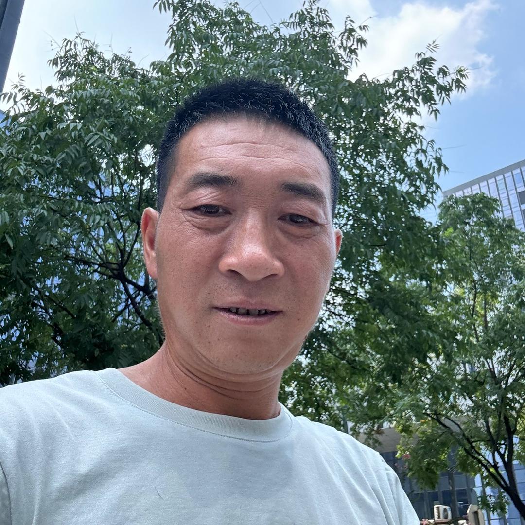 李荣得