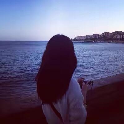 海口龙华区欣甄雅商贸行