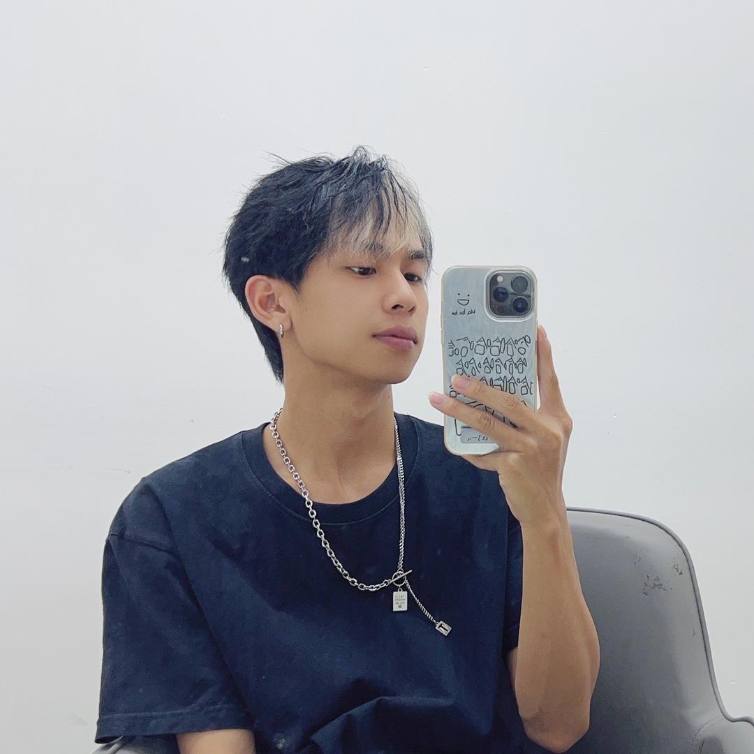 惠来啊光•专注男发设计💇