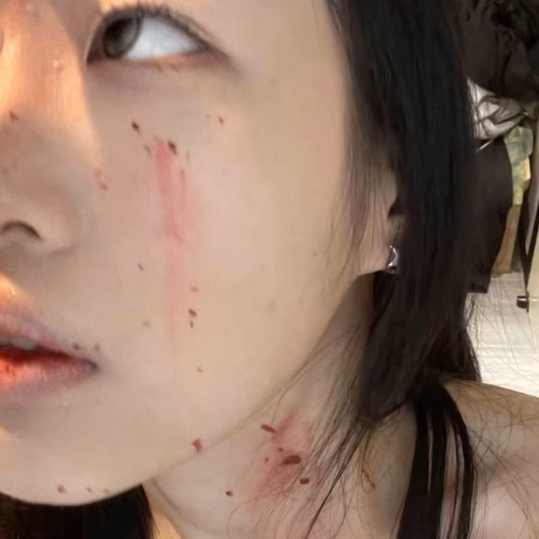 康康.