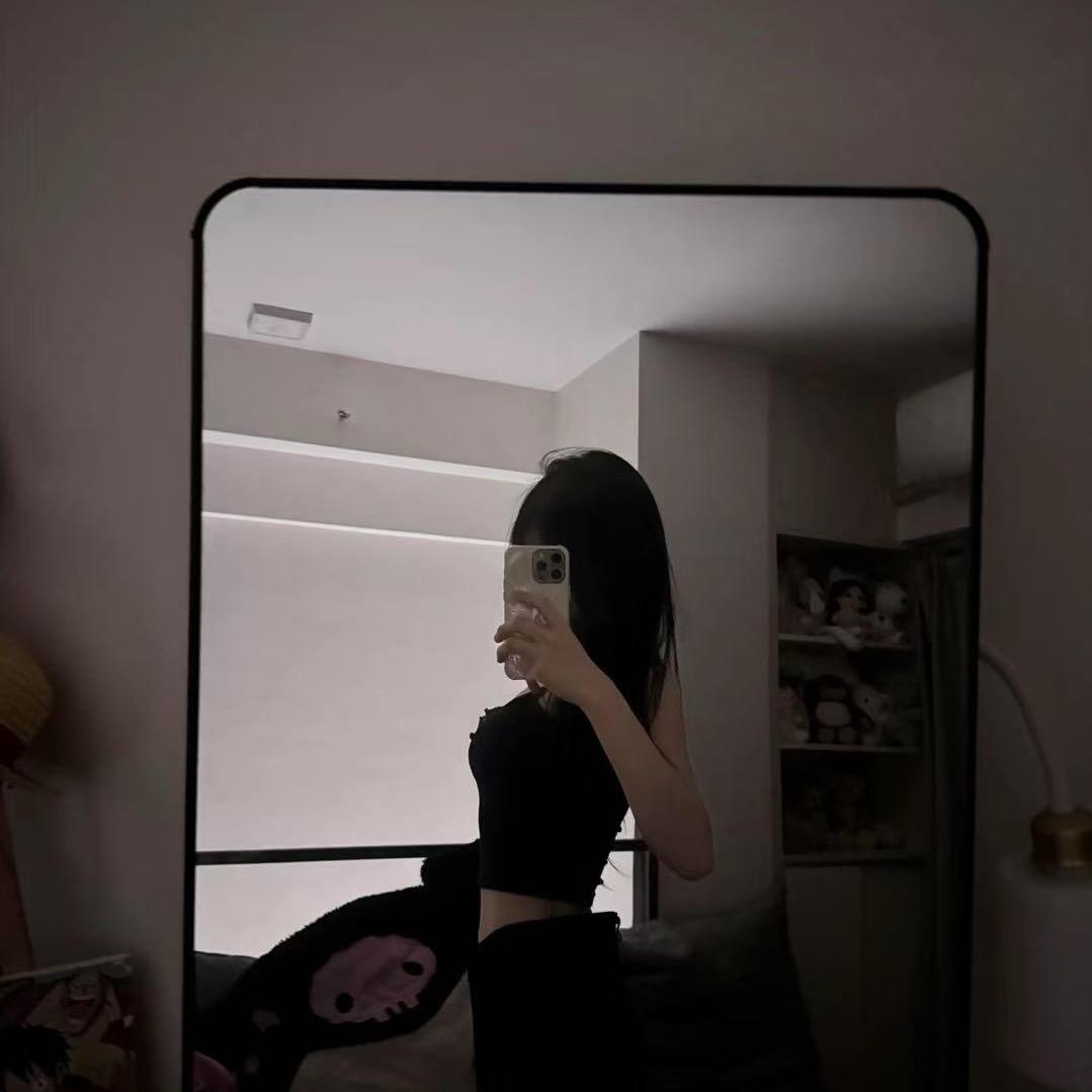 依依
