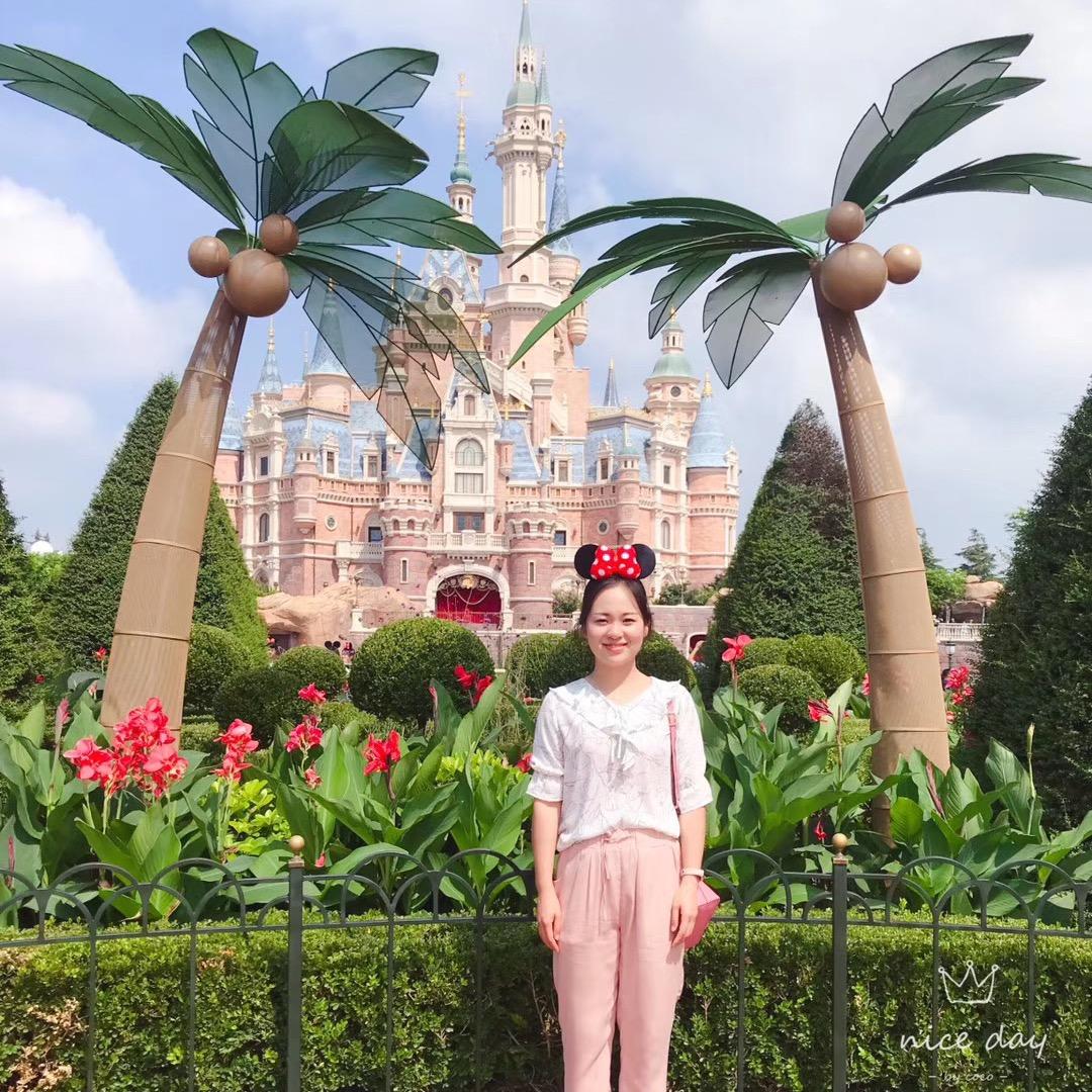 儿童成长陪伴师coco