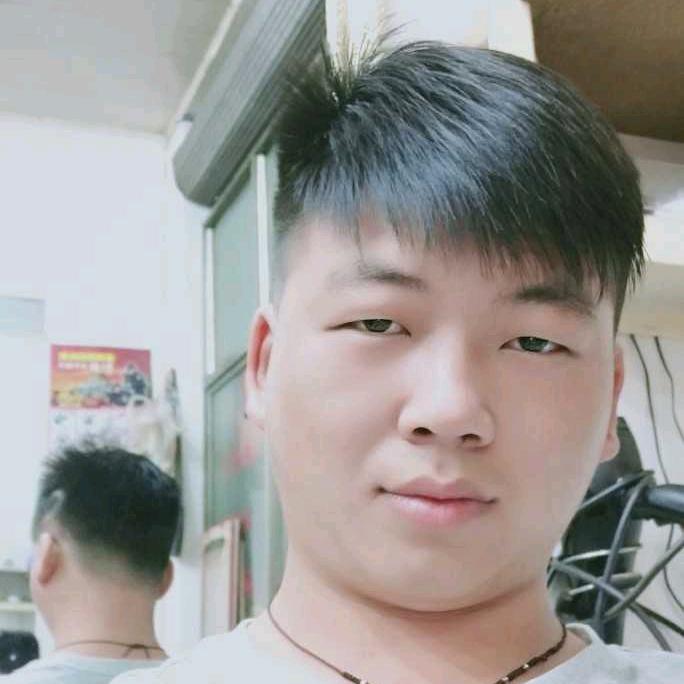 辻        弌