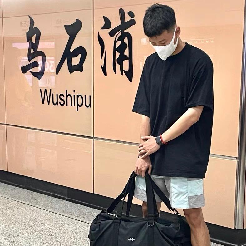 淋淋雨