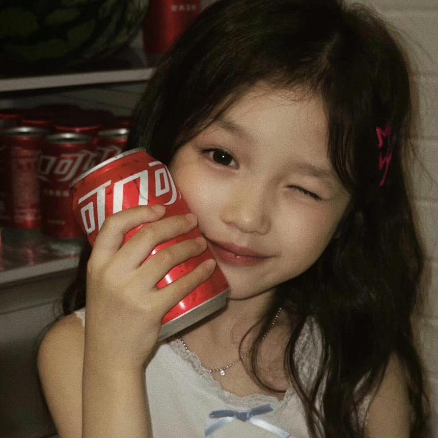 咪咪服装工厂批发