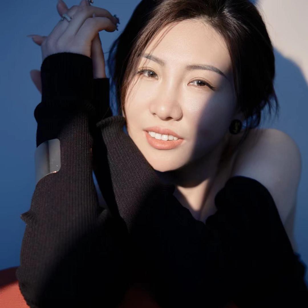 鑫雅诗女装早7点直播