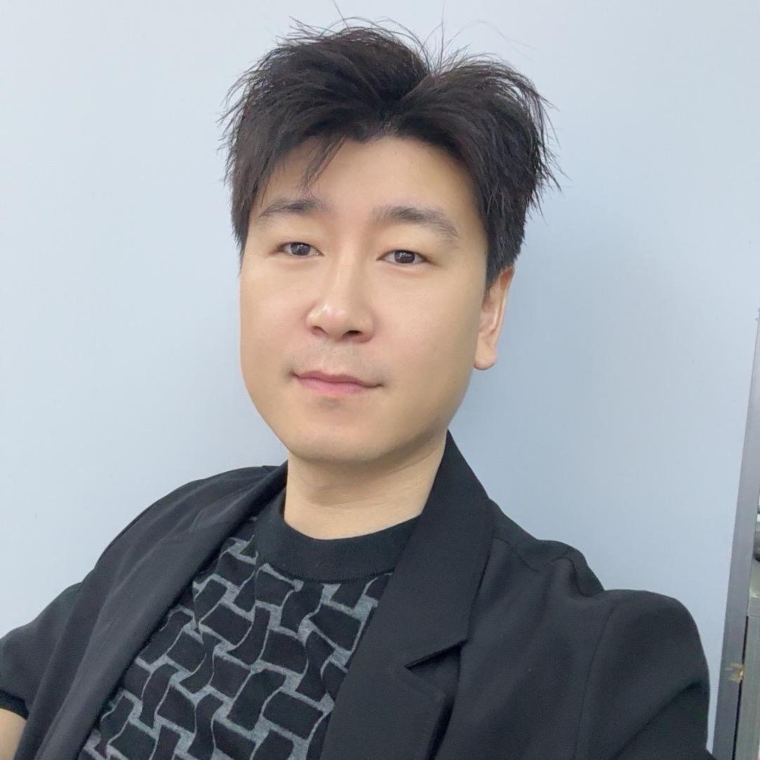 瓦坊发型定制、小飞