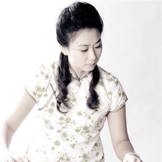 曲老师古筝