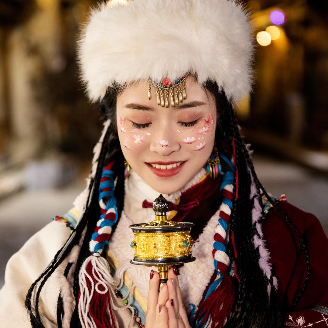 爱唱歌的妞