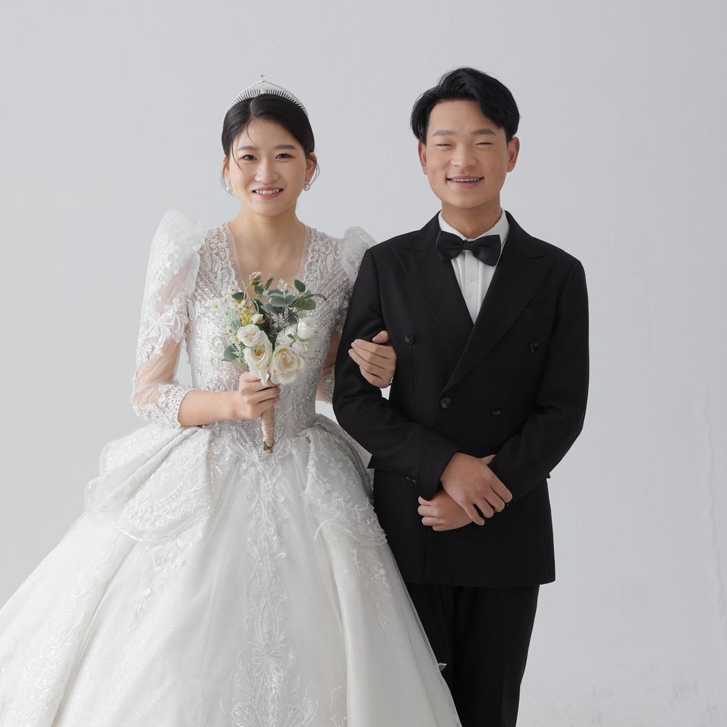 瑞妮夫妇👩‍❤️‍👨