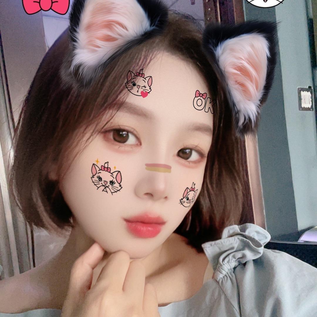 鑫鑫简尚服装店