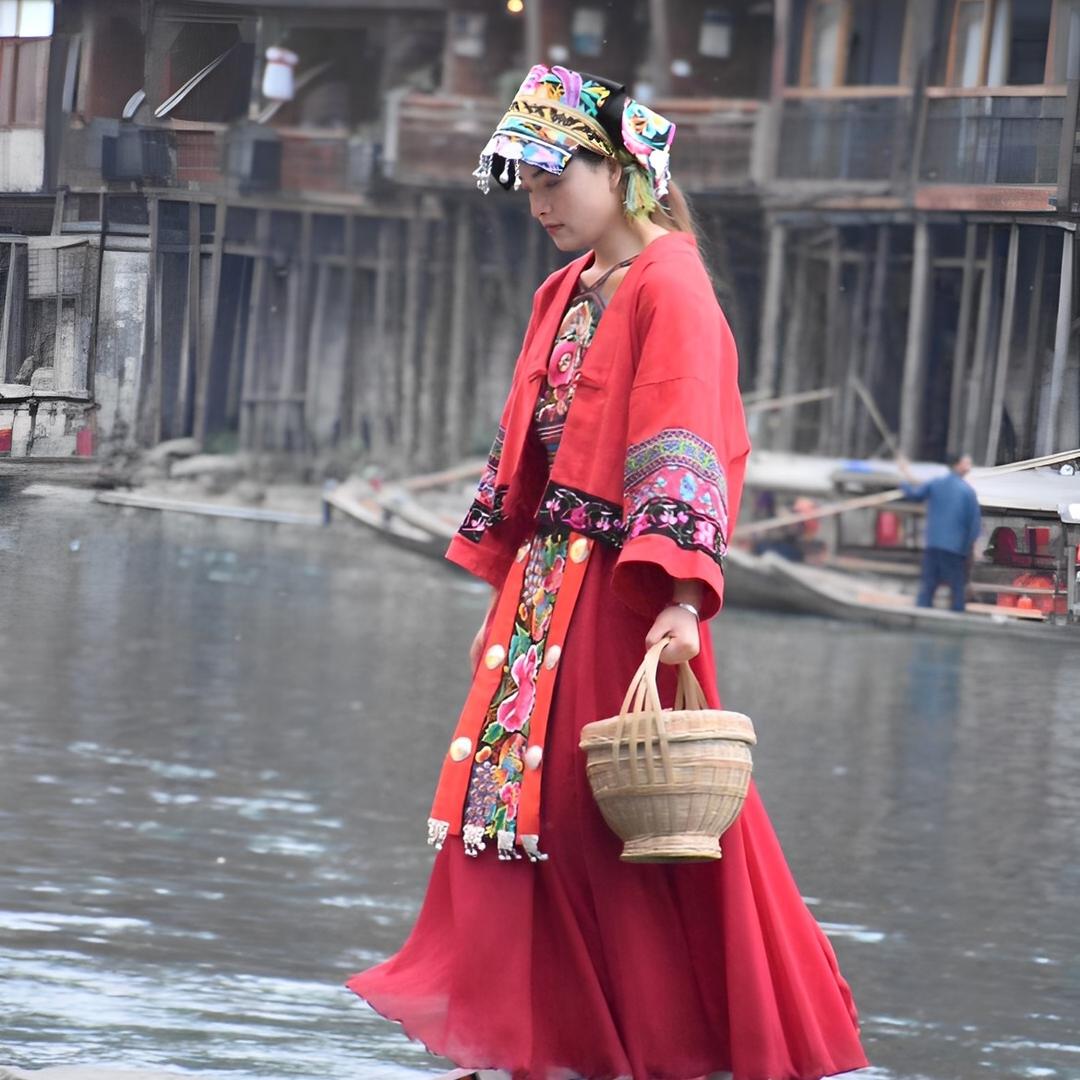 西西［爱山歌］