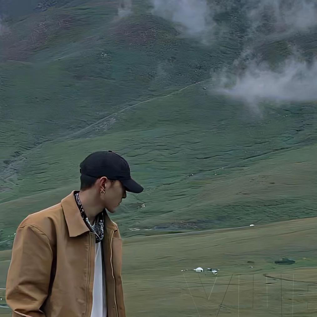 是名不是铭.