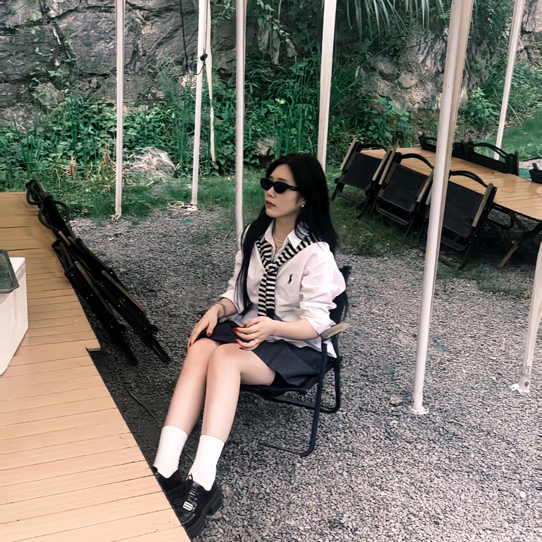 坤君汽配小颖