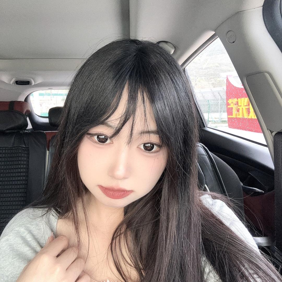 吕圆圆很甜