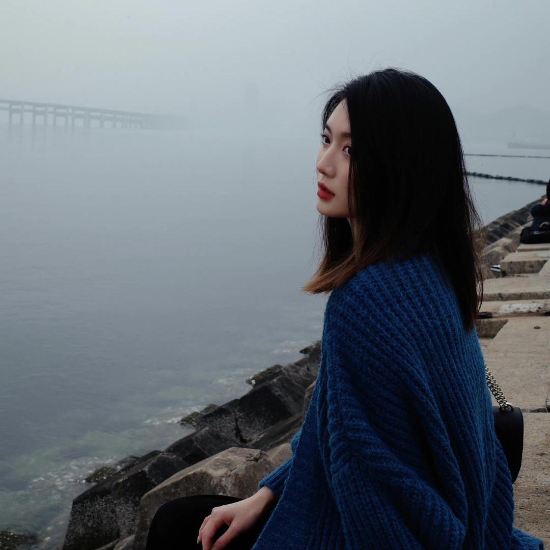 小葵学姐的服装手绘