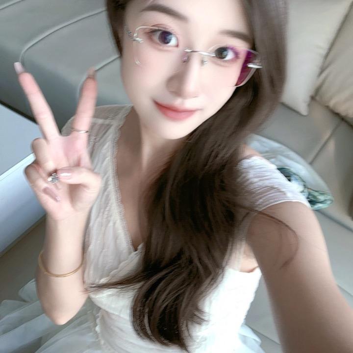 小美🦋
