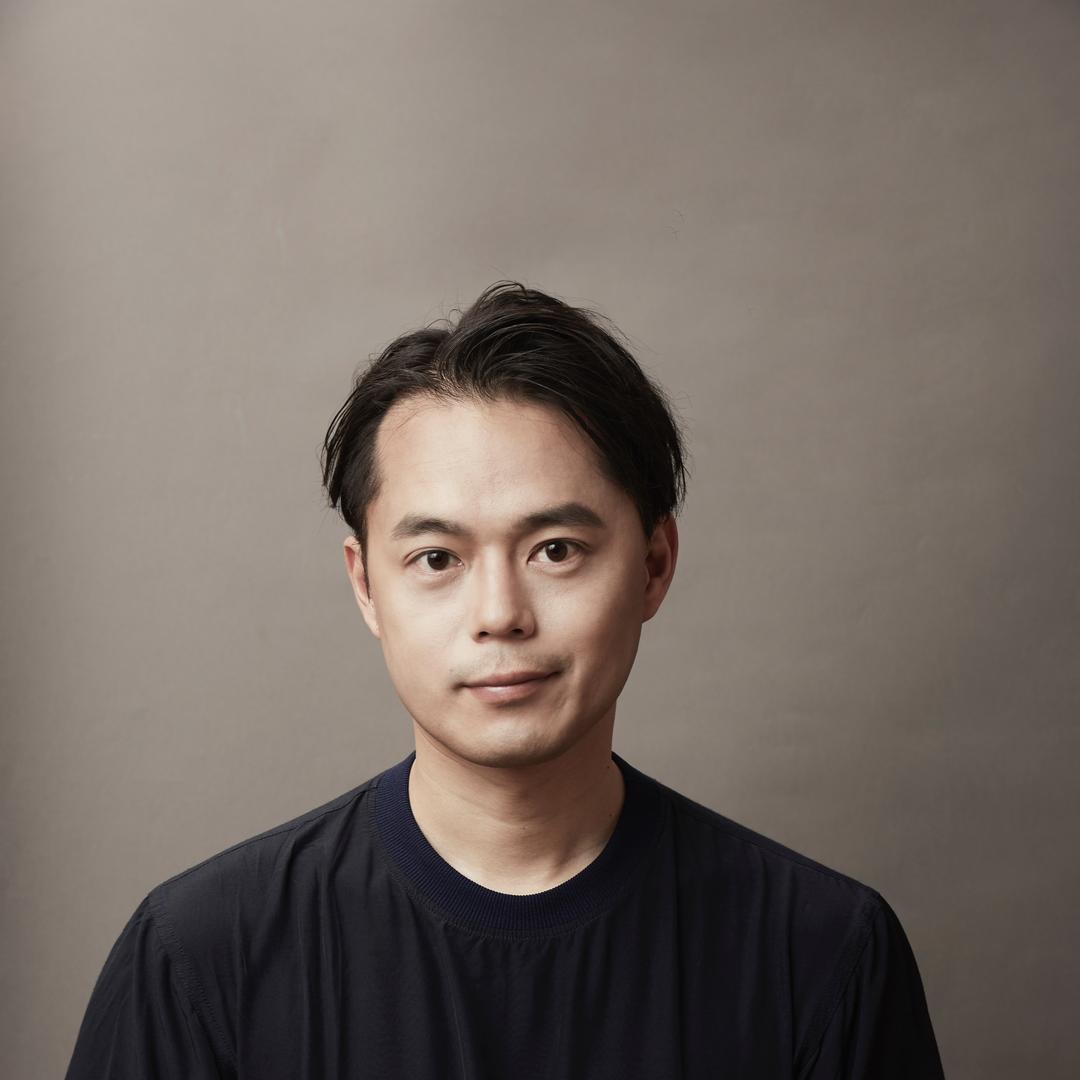 青山周平