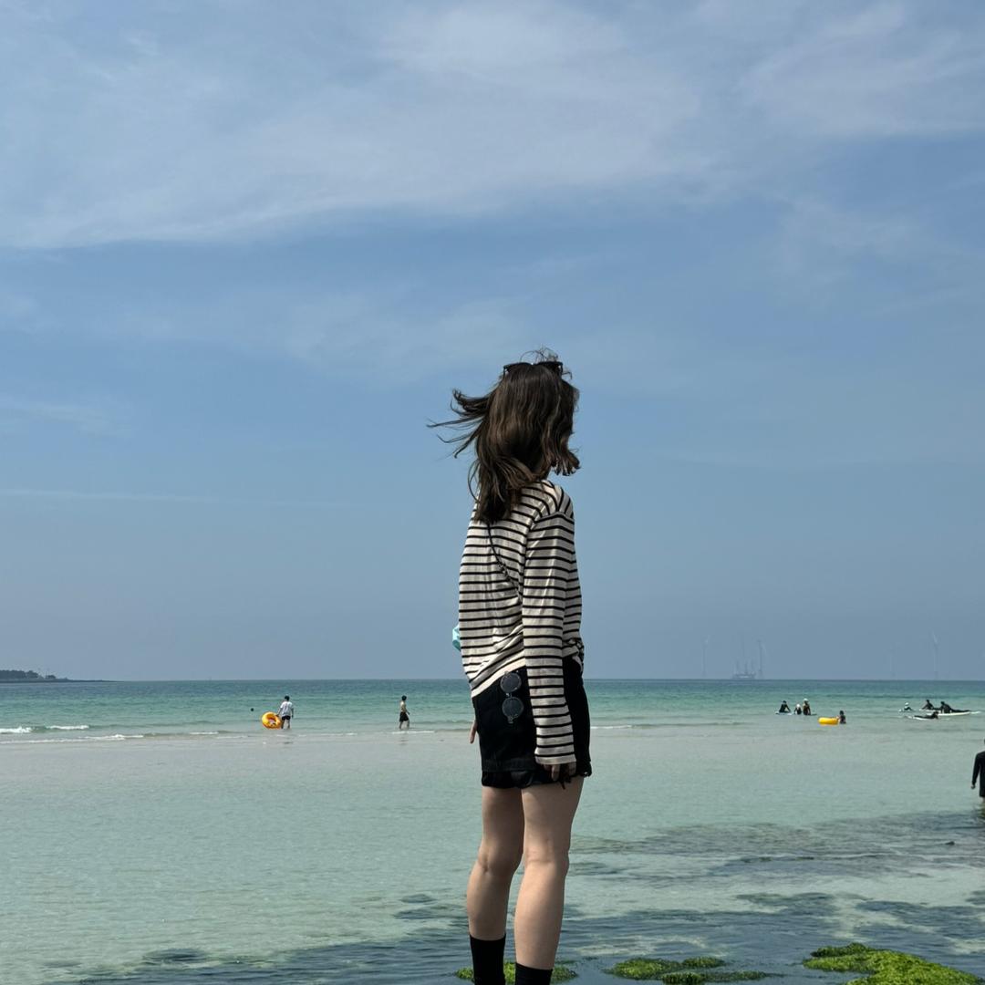蚊子雯儿