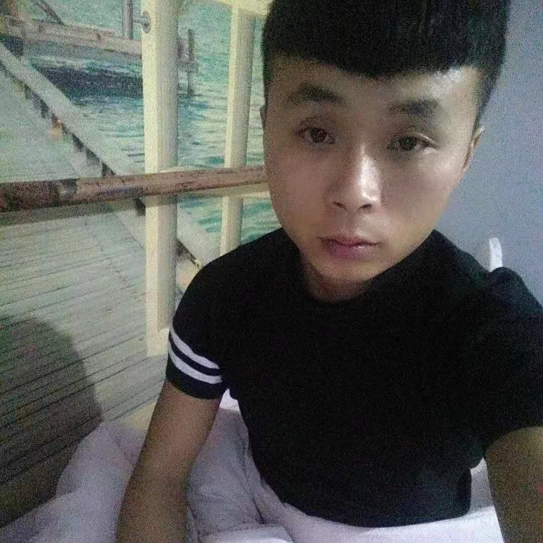 四川二荆条酸菜铜锅涮冰煮羊火锅店