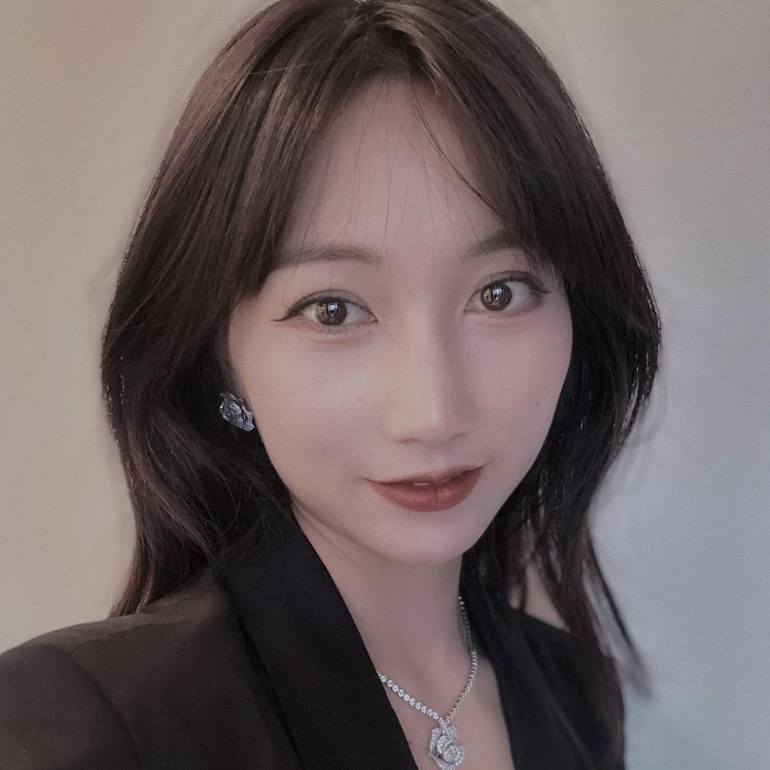 萬可彩妆臻选