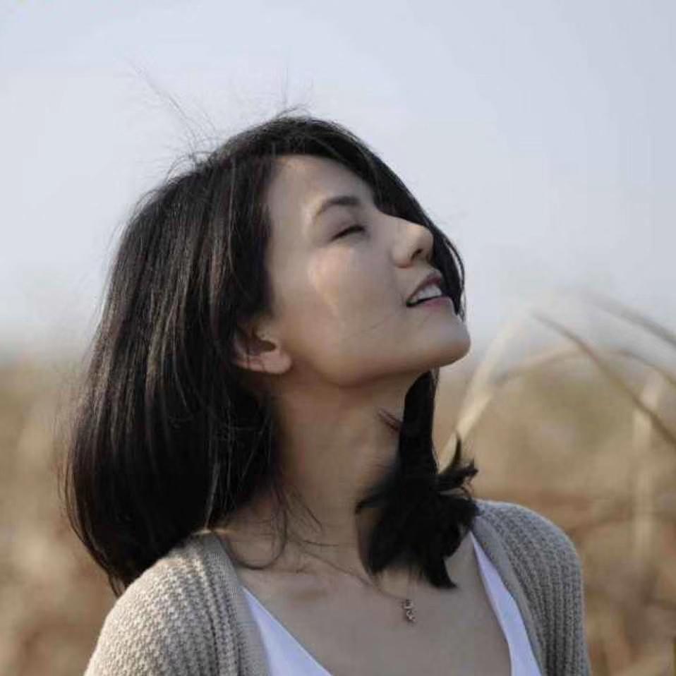 渭南万达英洛易男装Lily(15点直播)
