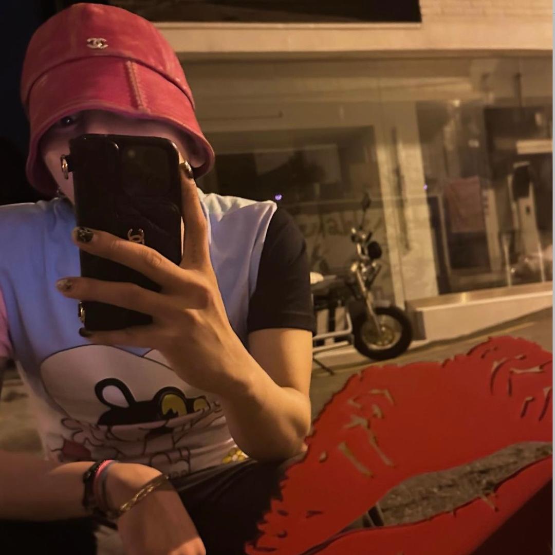 就爱穿长袖