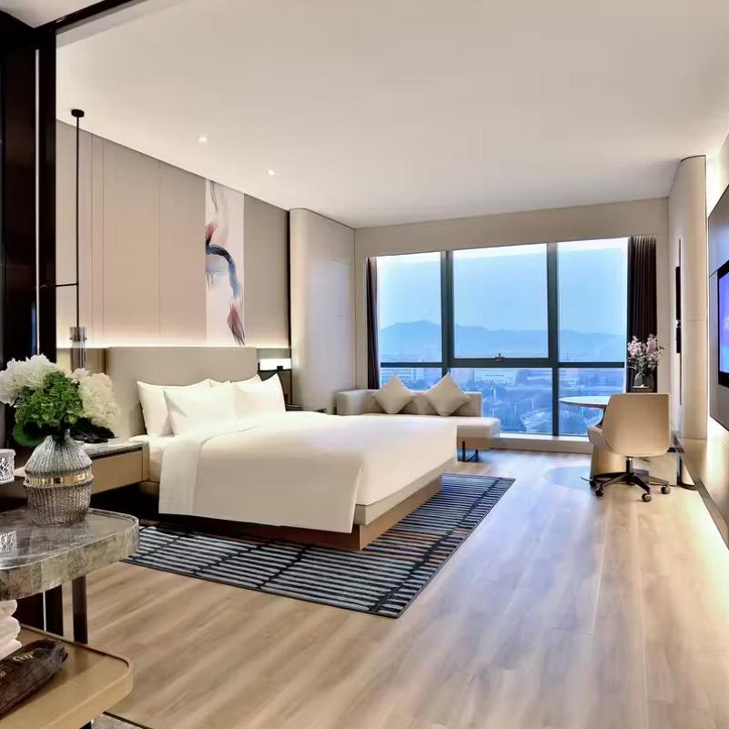 宝廷国际酒店(廿三里爱琴海购物公园店)