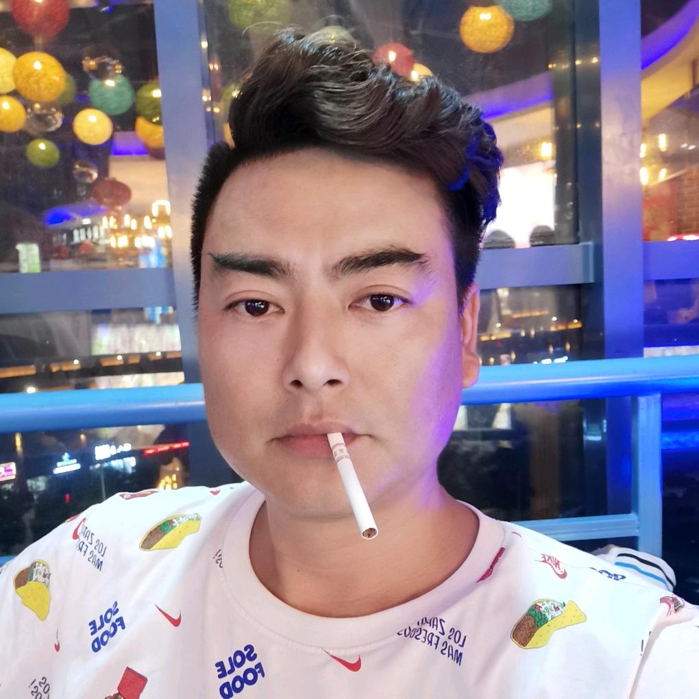 晓刚