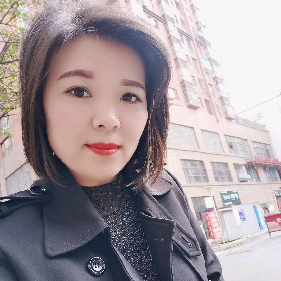 冯小敏，