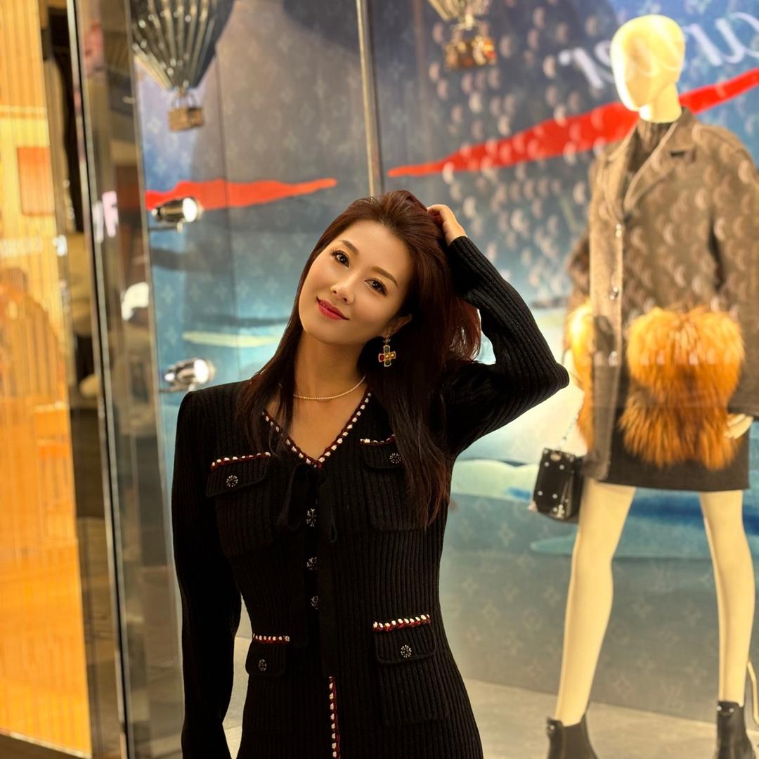 80后的小姐姐妮可