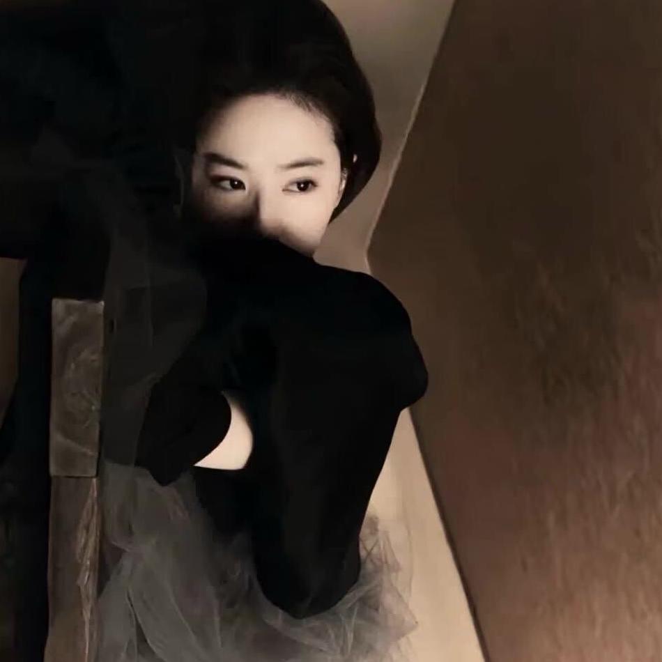 -喜欢花臂男💤