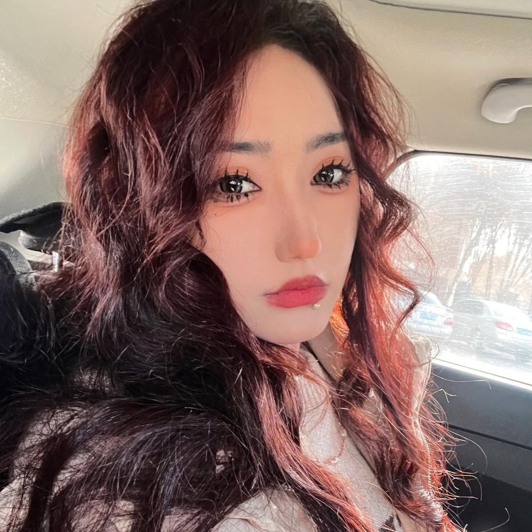 娅