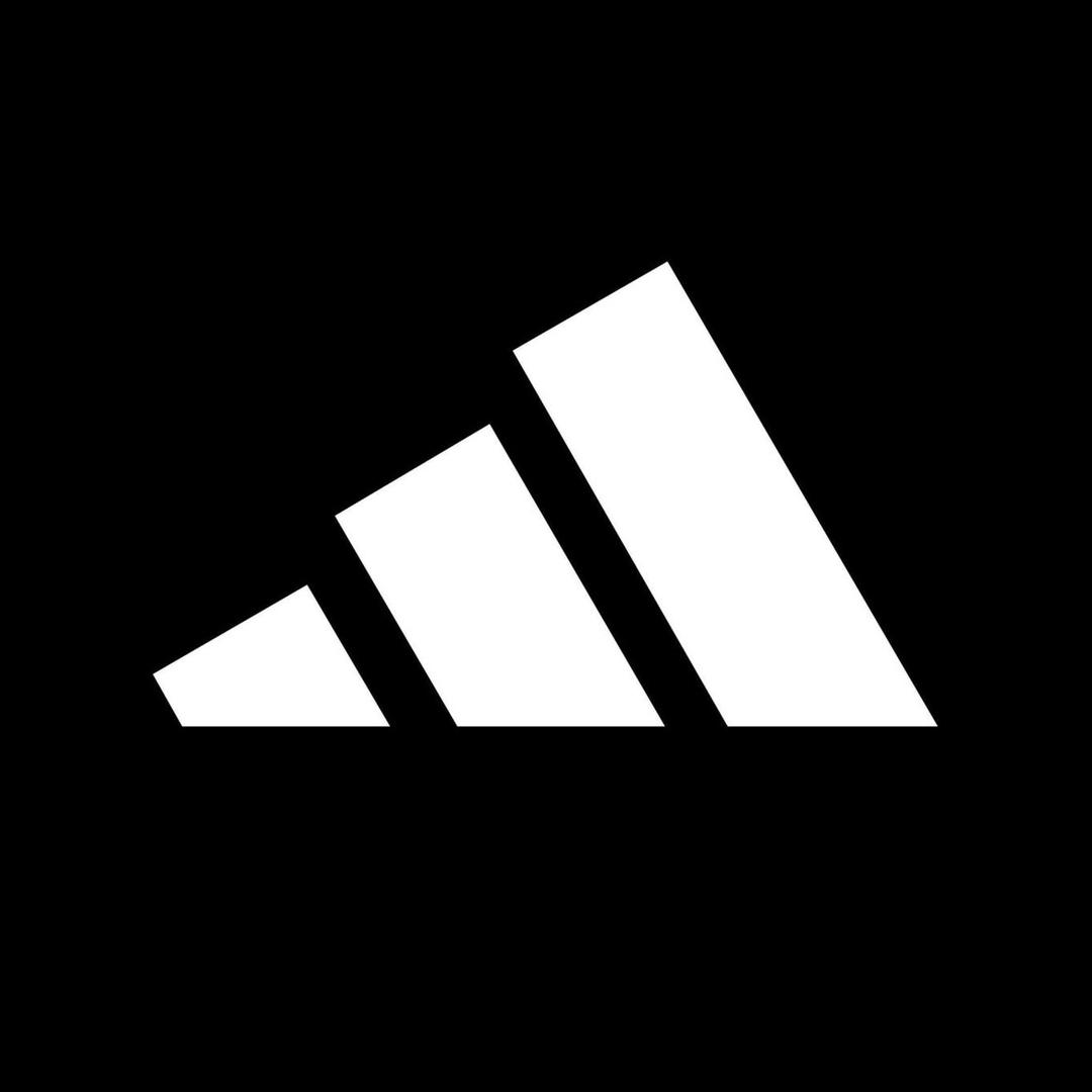 斯搏兹adidas盱眙淮河东路店