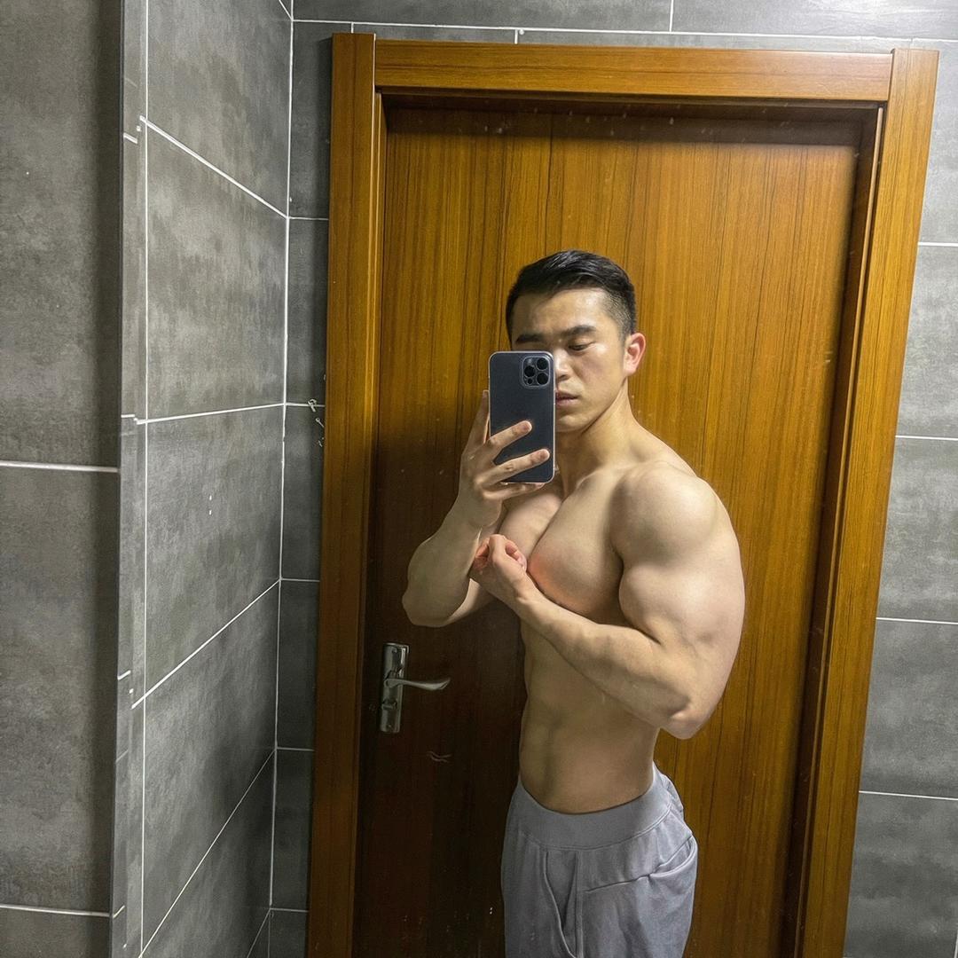 爱健身的Lucas