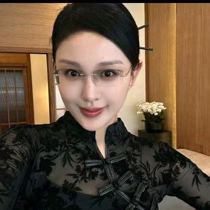 小阿俏直播日常（直播号🔍破烂女王）