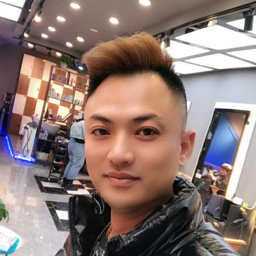 龙江县丽尚美发店