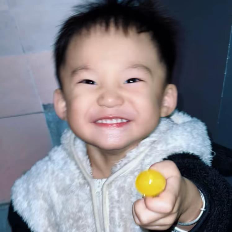 陈亦亦
