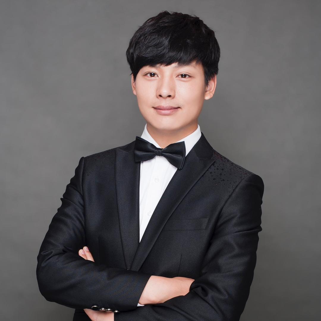 石头老师教唱歌