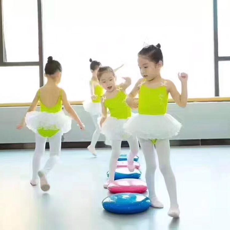 富阳小天鹅艺术中心