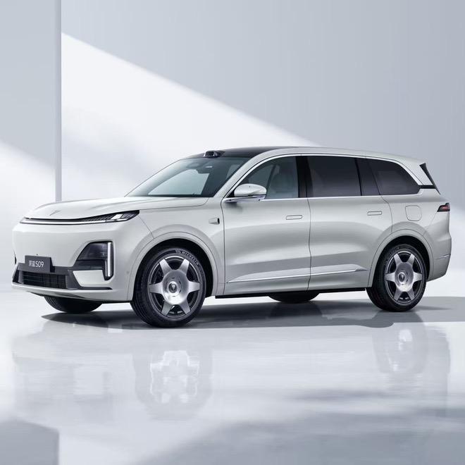 深蓝汽车潼南店（源富汽车）